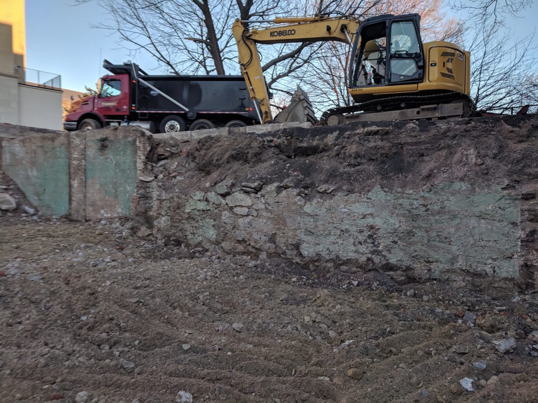 HOMEOWNERS Excavating Contractor Sean Farrell Excavation